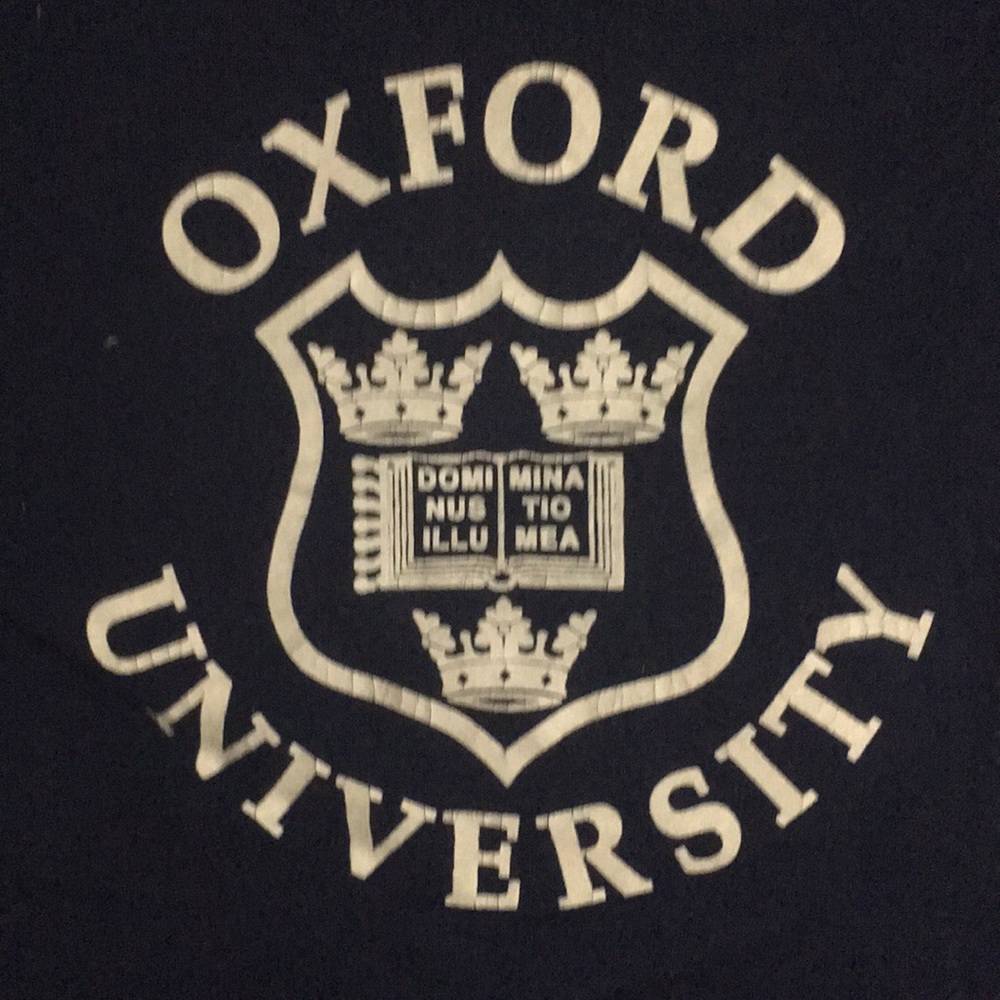 Oxford University Navy Medium USED